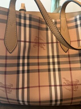 Authentic Burberry Tan Plaid Leather-Trim Tote (reversible tote) ❤️